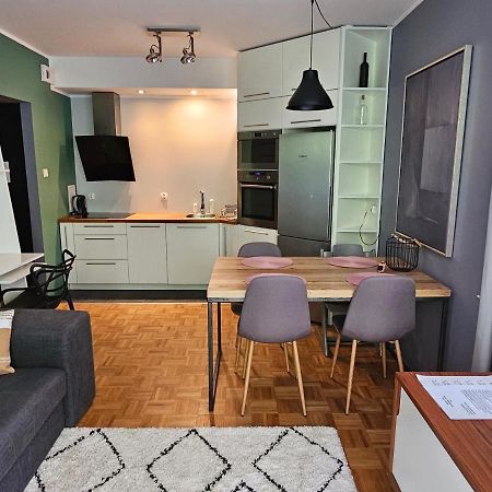 Apartament Rodzinny - Calodobowe Zakwaterowanie, Bezplatny Parking Stary Toruń Extérieur photo