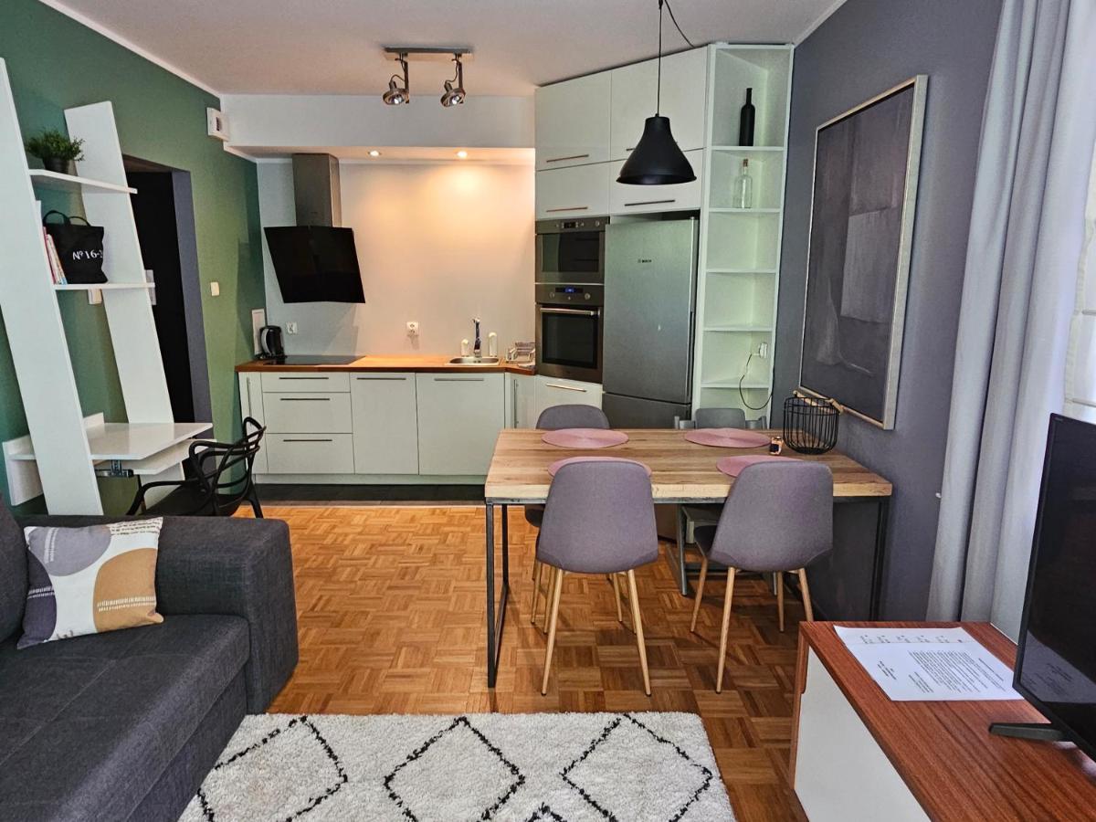 Apartament Rodzinny - Calodobowe Zakwaterowanie, Bezplatny Parking Stary Toruń Extérieur photo